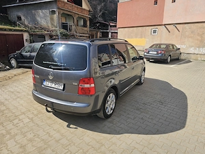 Vw Touran 1.9 TDI 105 CP - imagine 6