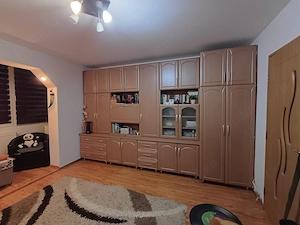 Vând apartament 3 camere  - imagine 2