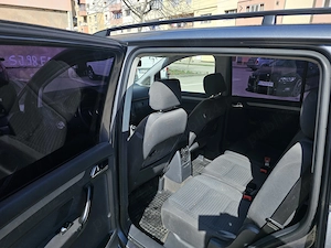 Vw Touran 1.9 TDI 105 CP - imagine 9
