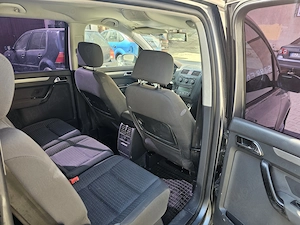 Vw Touran 1.9 TDI 105 CP - imagine 4