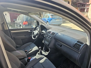 Vw Touran 1.9 TDI 105 CP - imagine 5