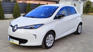 Renault ZOE full electric an fab.2016 , 52.000 km impecabil interior exterior  - imagine 5