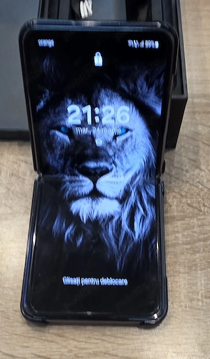 Vând Samsung Z Flip 5G
