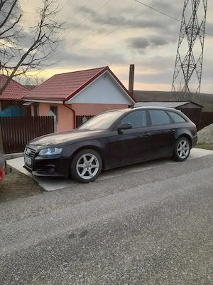 Vând Audi A4 b8 2.0 diesel Automat  - imagine 3