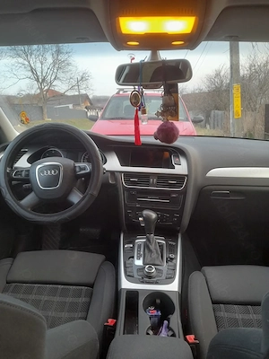 Vând Audi A4 b8 2.0 diesel Automat  - imagine 6