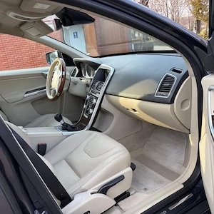 volvo xc60 - imagine 9