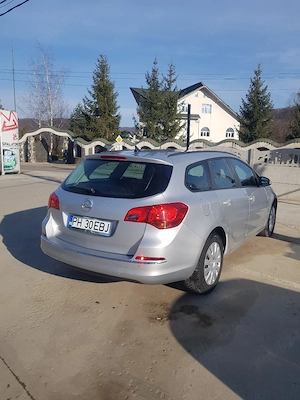 opel astra j 2013 - imagine 2