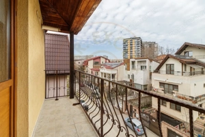 2 camere Titan  - imagine 10