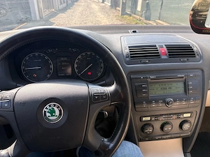 Skoda Octavia 2 din 2005 - imagine 4