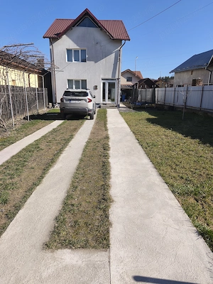 Vând casă cu etaj .. - imagine 3