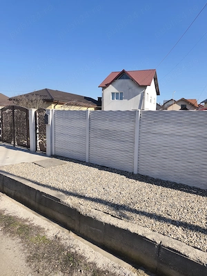 Vând casă cu etaj .. - imagine 7