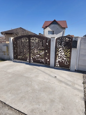 Vând casă cu etaj .. - imagine 5