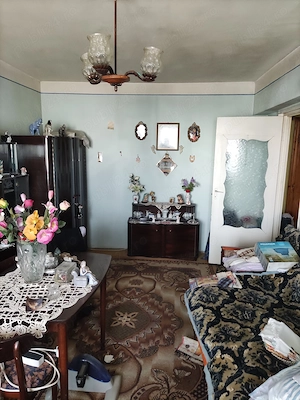 Apartament cu 3 camere, str. Mihai Viteazu, zona MOL