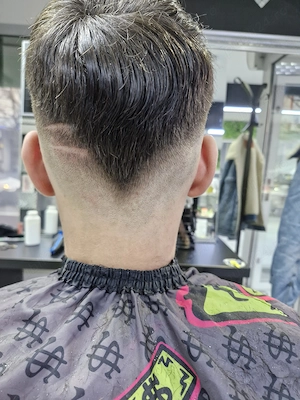 Va astept la tuns in Campina Prahova [Cartier GN1] tuns 25lei barba15lei