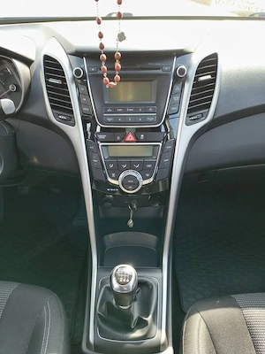 Hyundai i3  km Reali   Stare Excelentă - imagine 8