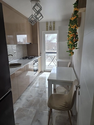 Închiriez apartament cu 2 camere 64 mp- Drumul Binelui - Sector 4 - imagine 7