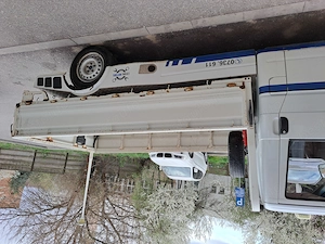 Vând bena auto, 3000 x 1900 x 400, pretabil ptr remorcă de transport. 