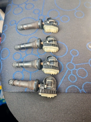 Vând 4 senzori (SET) TPMS originali Ford - imagine 3