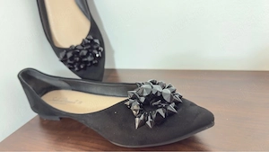 Balerini negri piele intoarsa