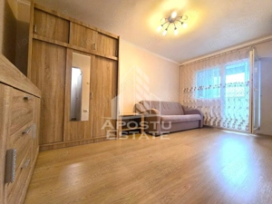 Garsoniera moderna, mobilata, 33 mp – Micalaca