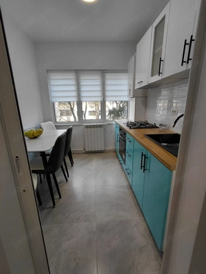 Vanzare - apartament cu 3 camere, Micro 16, renovat, mobilat nou - imagine 13