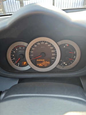 Vând Toyota RAV 4 cutie automata 4x4 permanent - imagine 6