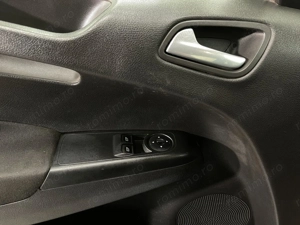 Ford Transit Courier - imagine 11