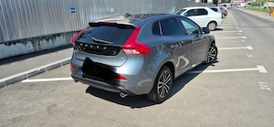 Volvo v40 an 2019 - imagine 3