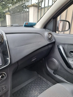 Vand Dacia Sandero Stepway 0,9 benzina unic proprietar, putin rulata  - imagine 9