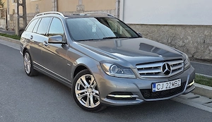 Vând Mercedes  C220d Euro 5