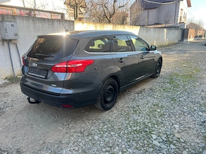 Ford focus 3 facelift    Navigație   Pilot  senzori parcare  - imagine 3