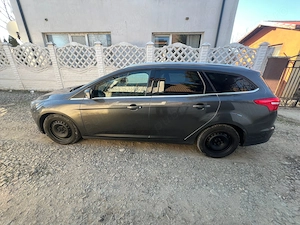 Ford focus 3 facelift    Navigație   Pilot  senzori parcare  - imagine 6