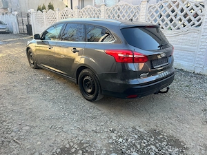 Ford focus 3 facelift    Navigație   Pilot  senzori parcare  - imagine 4