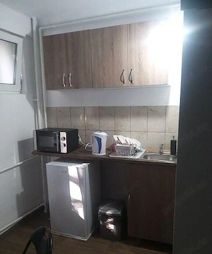 brancoveanu metrou micuta cocheta curata - imagine 5