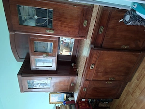 Mobilă antică , scaune, tablou si obiecte