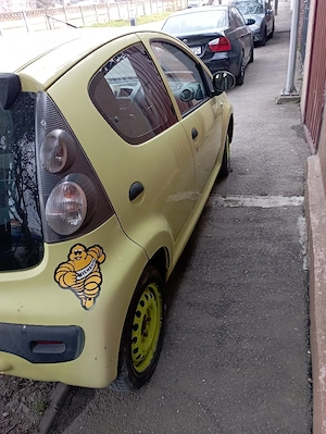 vând Citroen C1 an 2006 benzină înscris motor 980  - imagine 2