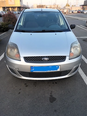 Ford Fiesta 1.4 benzina din 2006, 107500 km - imagine 3