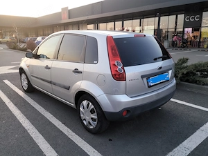 Ford Fiesta 1.4 benzina din 2006, 107500 km - imagine 5