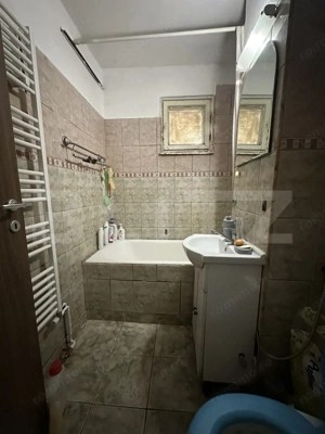 Apartament de vanzare – 3 camere – Dambu Pietros - imagine 5