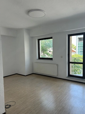 Apartament ultracentral în Pitești  - imagine 2