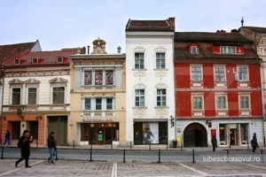 Oportunitate excelentă de investiție – Apartament 2 camere în Piața Sfatului - imagine 2