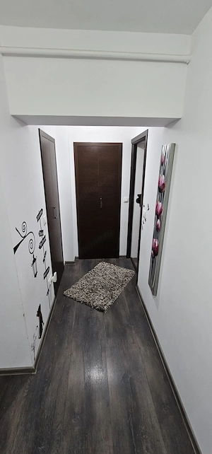 Inchiriez apartament 3 cam cf 1 decomandat ,Central - imagine 8