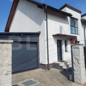 Duplex modern 130 mp, garaj, teren 220 mp, Bărăbanț