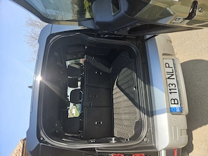 Land Rover Defender 110 D300 SE - imagine 3