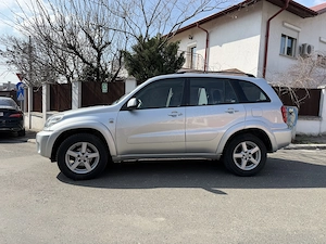 Toyota RAV4 2005 - 2.0 VVT-i 150 CP, benzina+GPL, 4x4 permanent, intretinuta, proprietar - imagine 8