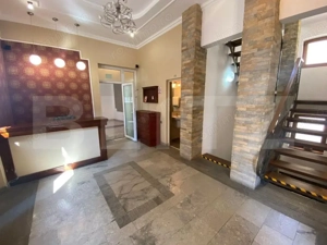 Casa cu 8 camere, 315 mp utili, pentru clinica, birou sau local, ultracentral! - imagine 2