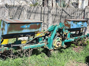 Semănătoare porumb