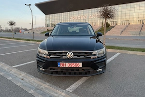 VW Tiguan, an 2019, 2.0 TDI   150 CP, cutie automată DSG, navi mare, camera, carlig de remorcare - imagine 8