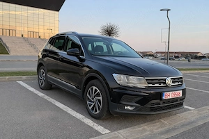 VW Tiguan, an 2019, 2.0 TDI   150 CP, cutie automată DSG, navi mare, camera, carlig de remorcare - imagine 2