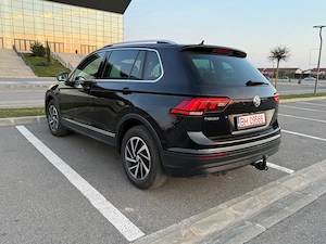 VW Tiguan, an 2019, 2.0 TDI   150 CP, cutie automată DSG, navi mare, camera, carlig de remorcare - imagine 5